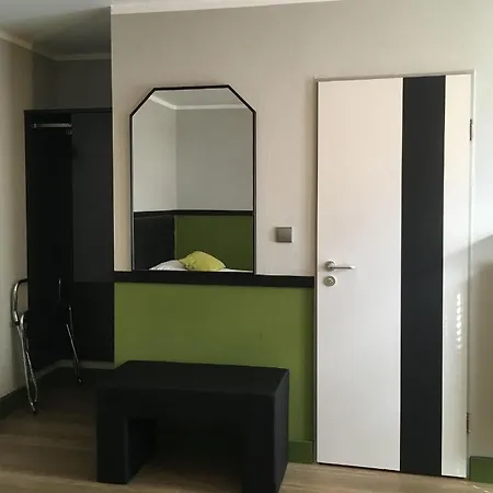 Avia Hotel 4*